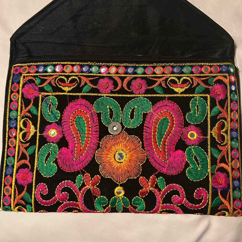Colorful clutch - Picture 2 of 4